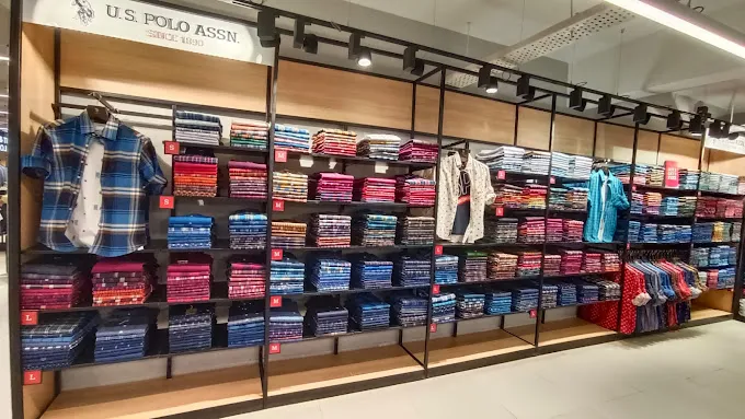 Megamart